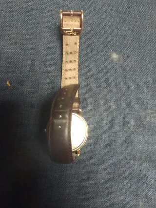 Reloj Seiko 7N29 Cuarzo Dorado y Marrón