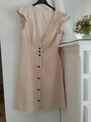 Vestido beige tela fina