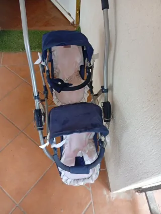 Carro gemelar La Nina