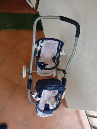 Carro gemelar La Nina