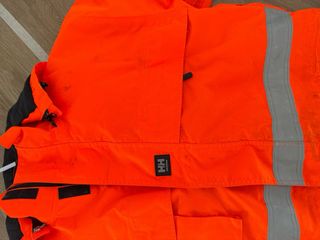 Abbigliamento da lavoro Helly Hansen ad alta visibilità