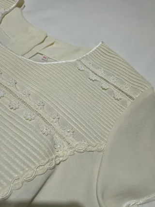 Blusa manga corta beige