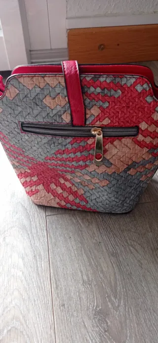 Bolso de mano tejido multicolor