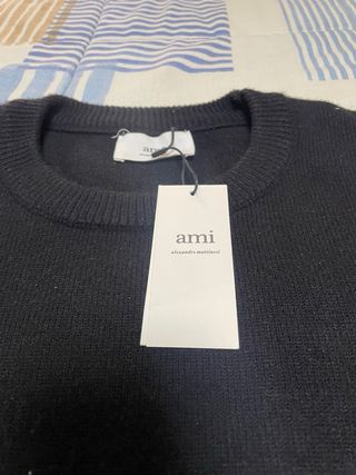 Jersey Ami Paris Negro Corazón Rojo