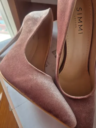 Zapatos de salón italianos de terciopelo