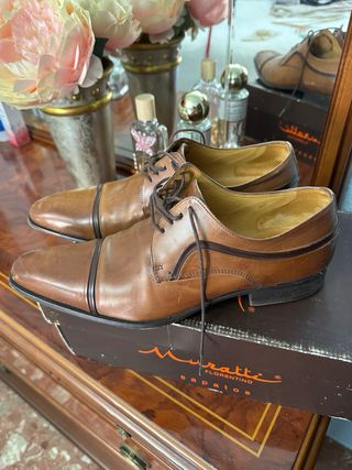 Scarpe in pelle marroni