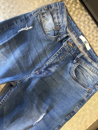 Pantalón vaquero JVZ hombre desgastado