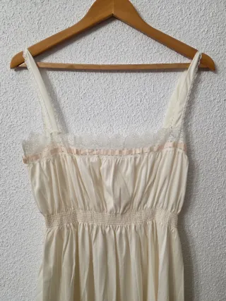 Precioso camisón con bata amarillo Talla M