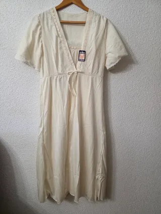 Precioso camisón con bata amarillo Talla M