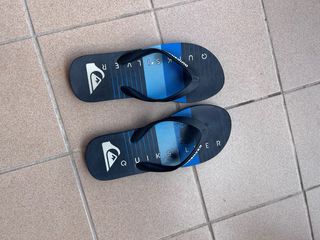 Chanclas Quiksilver Negras y Azules