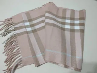 Bufanda Burberry Rosa y Beige Cachemira