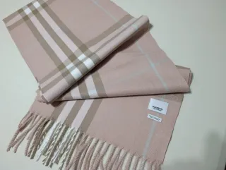 Bufanda Burberry Rosa y Beige Cachemira
