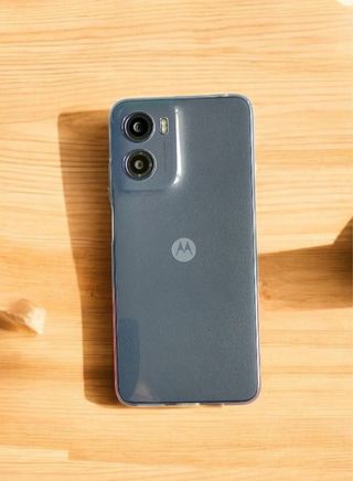 Motorola E15 64GB Smartphone