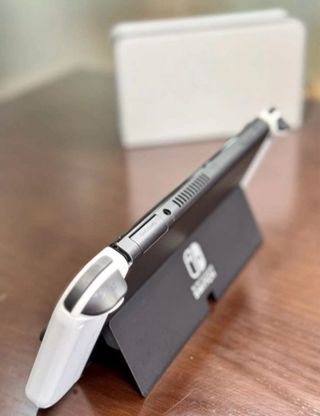 Nintendo Switch OLED Bianca