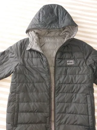 Cappotto Quiksilver per bambini nero/grigio. TAGLIA 12