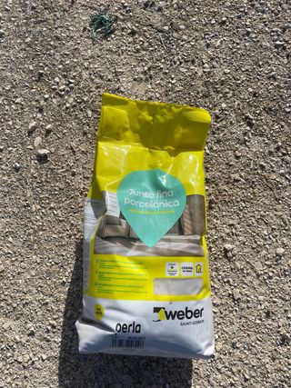 Weber Junta Fina Porcelánica