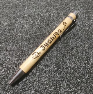 Bolígrafo de madera personalizado
