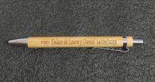 Bolígrafo de madera personalizado