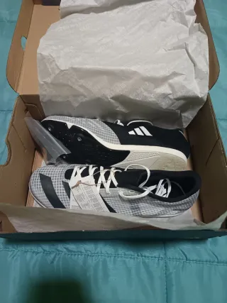 Scarpe da atletica Adidas Distance Star