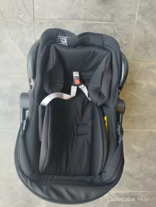 Silla de coche para bebé negra