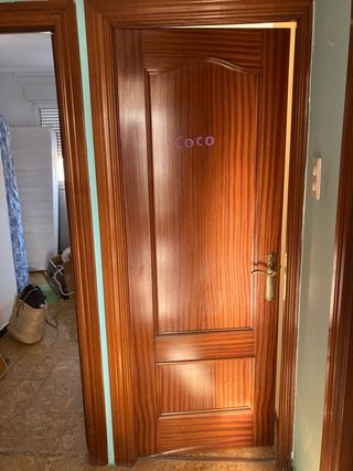Dos puertas de madera interior. 20 euros cada una