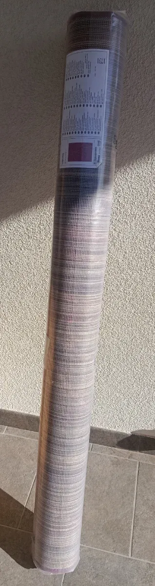 NUEVO Alfombra nueva sin estrenar. Empaquetada