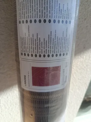 NUEVO Alfombra nueva sin estrenar. Empaquetada