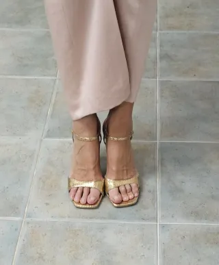 Sandali Pedro del Hierro dorati