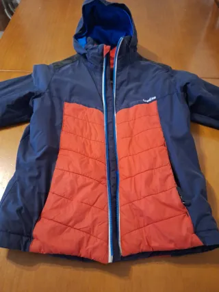 Conjunto chaqueta y mono de esquí infantil Wedze