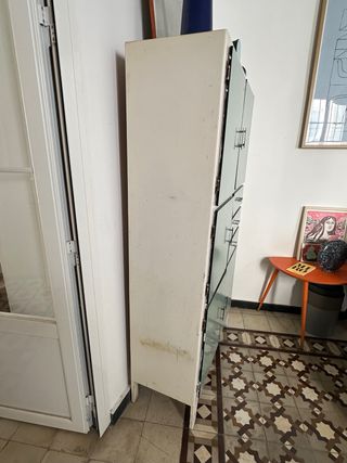 Alacena vintage metal verde y blanco