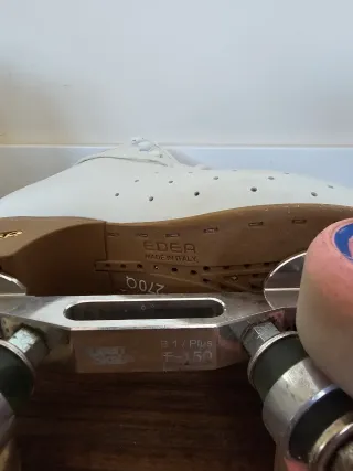 Patines Artísticos Blancos McRoller