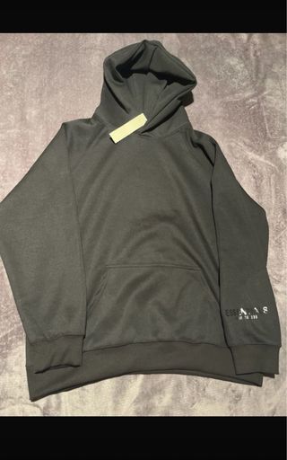 Sudadera ESSENTIALS Negra