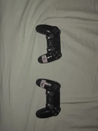 2 controller PS4