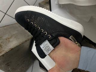 Scarpe uomo Tiger nere e oro e bikkemberg