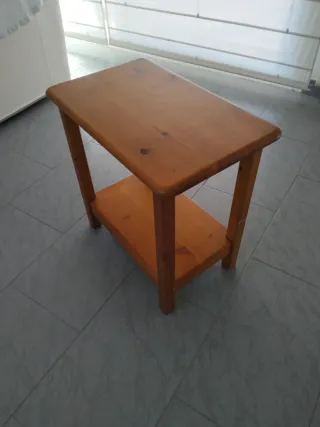 Mesa auxiliar madera