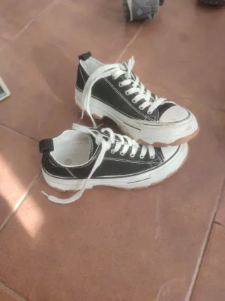 Bambas Converse negras suela alta