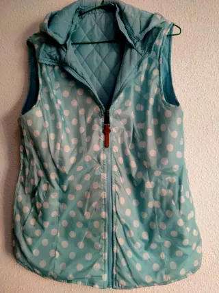 Chaleco acolchado celeste talla M
