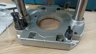 Fresadora Makita RP2303FC