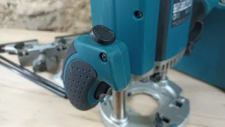 Fresadora Makita RP2303FC