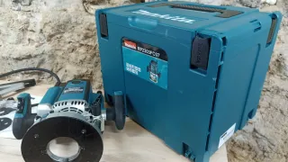 Fresadora Makita RP2303FC