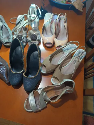 Lote de stivali e scarpe da donna