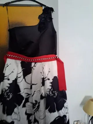 Vestido largo negro y blanco