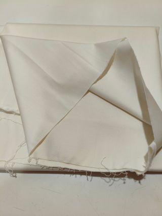 Tela sarga pantalón cruda con elastano