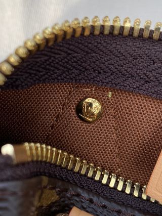 Minibolso Louis Vuitton Marrón