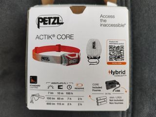 Linterna Petzl ACTIK CORE
