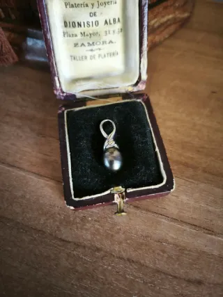 Colgante Oro Perla Negra Tahití