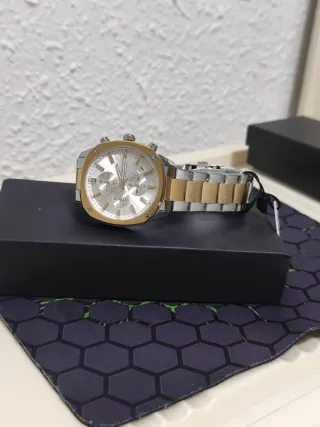 Reloj CURREN Hombre Oro y Plata