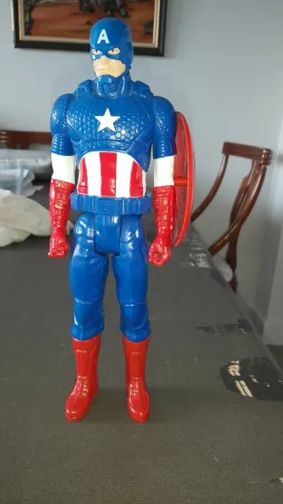 Figura Capitán América. Muñeco Articulado.