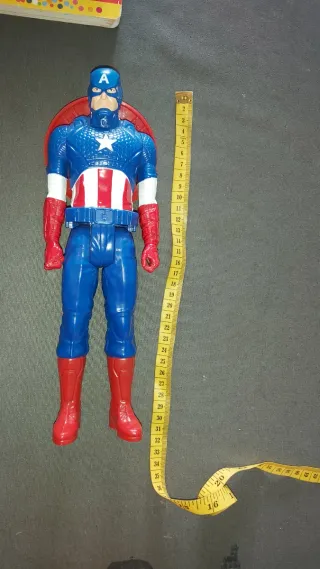 Figura Capitán América. Muñeco Articulado.