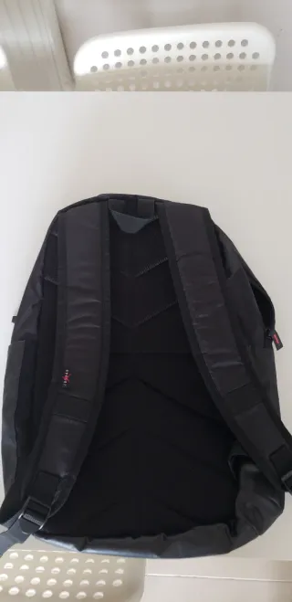 Mochila Jordan Negra y Roja